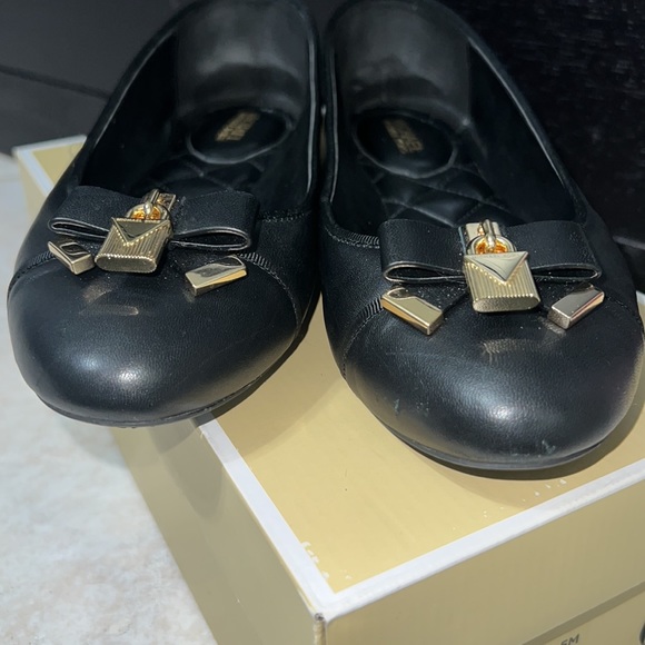 MICHAEL MICHAEL KORS
Alice Leather Ballet Flat - Picture 4 of 9